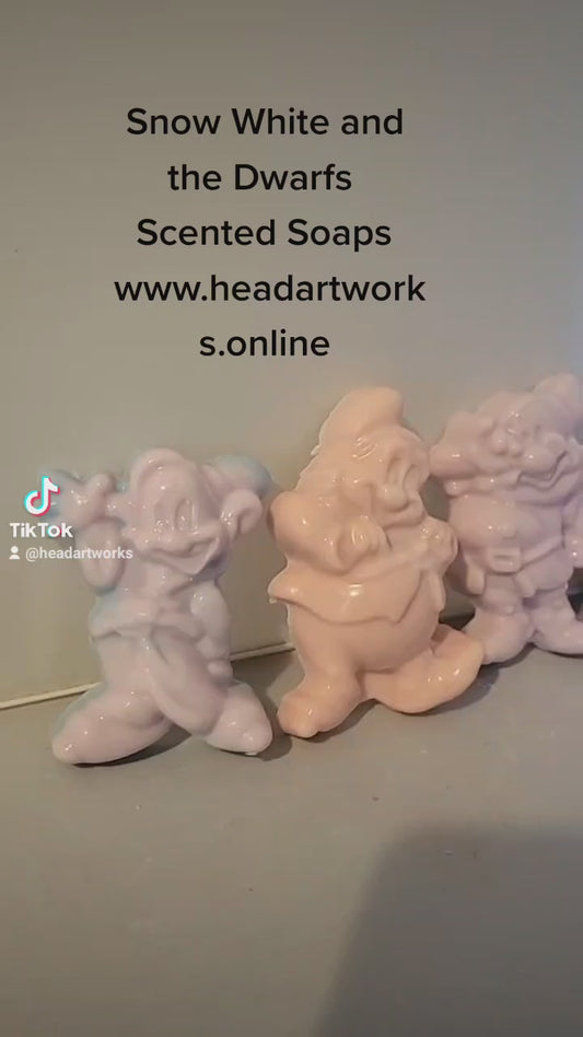 Soap Shaped  in Children Cartoon Character- Our  Snow White and the Dwarfs